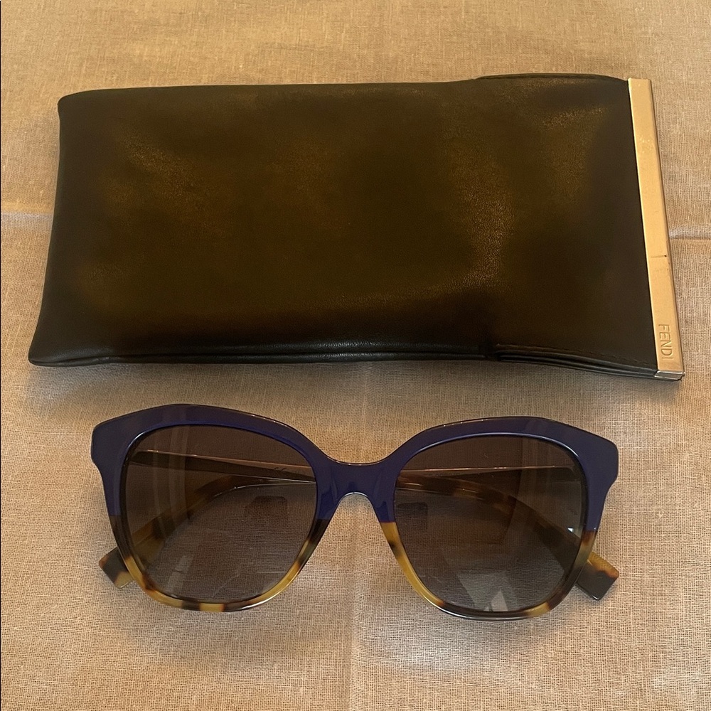 Fendi Navy and Tortoise Women's Sunglasses